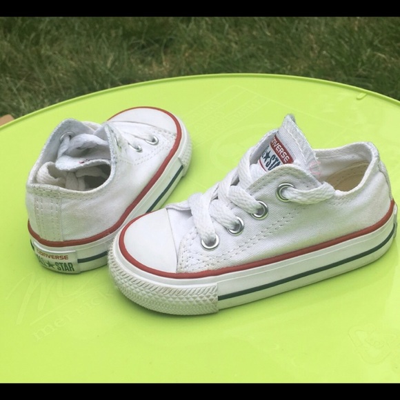white converse 4c